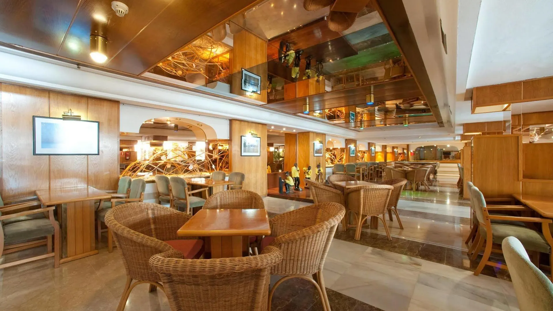 **** Hotel Grupotel Taurus Park Playa de Palma  Spain